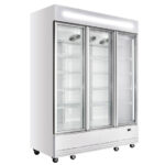 Vaiotec Topline Getränkekühlschrank 3 Türen / 1360 Liter mit Leuchtaufsatz "weiß", 1640 x 742 mm – Bild 2
