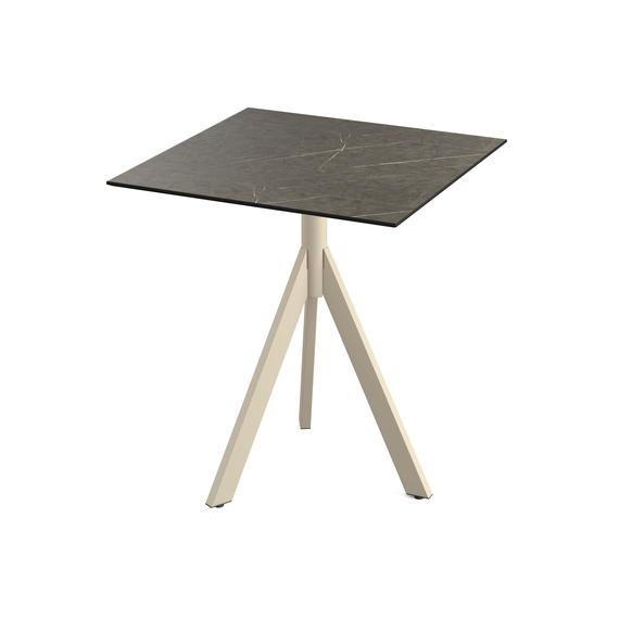 140031677_infinity_tripod_bistro_sand-midnmarble.jpg Feros Infinity Tripod - Terrassentisch sandfarbenes Gestell + Midnight-Marmor HPL-Platte 70x70 cm, Sand + Midnight Marmor – Bild 1