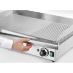 Hendi Grillplatte 1/3 gerillt, Kitchen Line, 220-240V/3500W, 697x474x(H)241mm – Bild 5