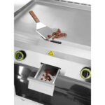 Hendi Gasgrillplatte, glatt, mit auf 3 Seiten geschlossenem Unterschrank, Kitchen Line, 10kW, 800x700x(H)900mm – Bild 3