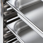 Stalgast Tablettwagen aus Edelstahl, passend für 14 x GN 2/1, 590 x 670 x 1735 mm (BxTxH) – Bild 5
