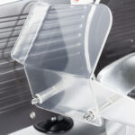 Aufschnittmaschine mit antihaftbeschichteter Anschlagplatte und Messer 220 mm Ø – Bild 2