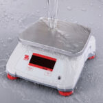 Wasserdichte Premium-Waage, Kapazität 6 kg, Teilung 2 g, 256x280x121 mm (BxTxH) – Bild 2
