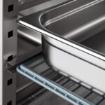 Starline Doppeltür-Kühlschrank, Edelstahl, GN 2/1, 1480x830x2010 mm (BxTxH) – Bild 5