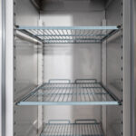 Starline Edelstahl-Tiefkühlschrank, GN 2/1, 740x830x2010 mm (BxTxH), 0,48 kW – Bild 5