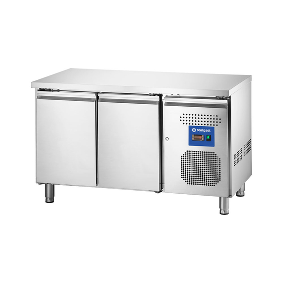 831026V02_MAIN_PRODUCT_PHOTO_FrdGrX6PaYT2.jpg Starline Edelstahl Kühltisch, 2-türig, GN 1/1, 1360x700x850 mm (BxTxH), ohne Aufkantung – Bild 1