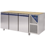 Prismafood Kühltisch 3 Türen Kapazität: 606 lt Temperatur: 0°C/+10°C