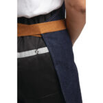 Southside Bistro Schürze Jeans-Blau Mit Bein-Tan – Bild 2