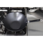 Antihaftbeschichteter Wok mit flachem Boden 35,5cm – Bild 8