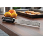 Microplane Premium Reibe und Zestenreißer schwarz – Bild 8