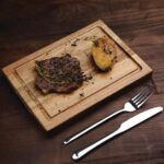 Olympia Steakbrett Akazienholz 26 x 19cm – Bild 5