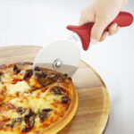 Hygiplas Pizzaschneider 10cm rot – Bild 3