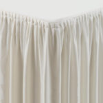 Combi Gestrickte plissierte Tischdecke183x76x73cm Creme