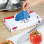 Nisbets Essentials Puderfreie TPE-Handschuhe Blau M (200 Stück) – Bild 6